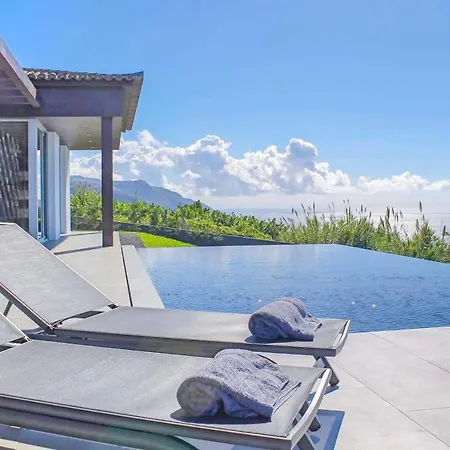 Villa Mirage *